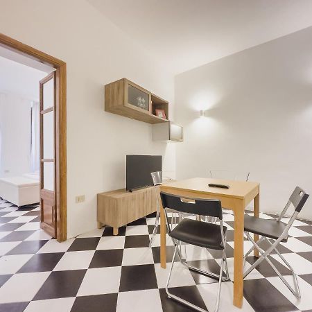 Domus Sant'Elena 2 Apartamento Roma Exterior foto