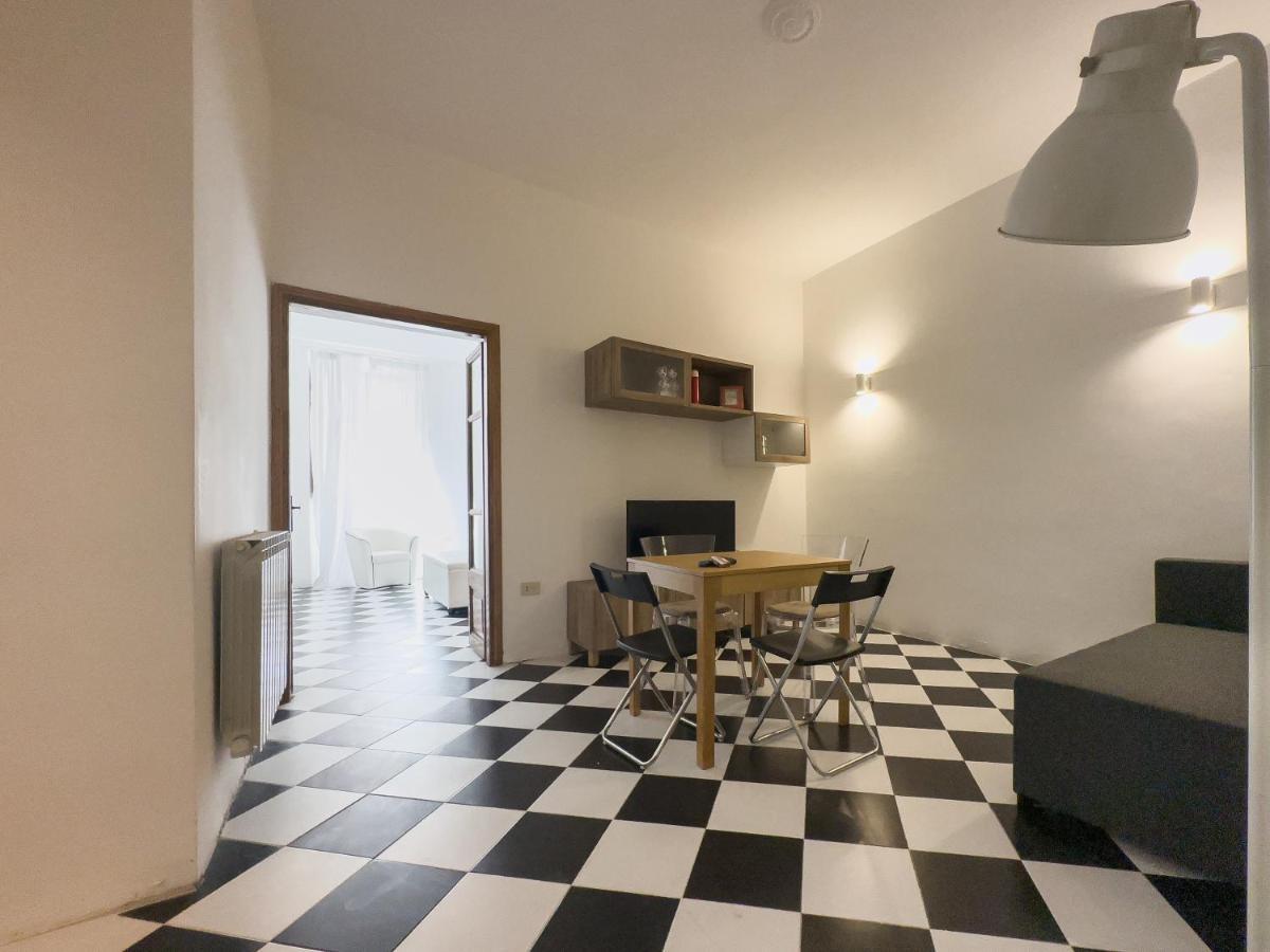 Domus Sant'Elena 2 Apartamento Roma Exterior foto