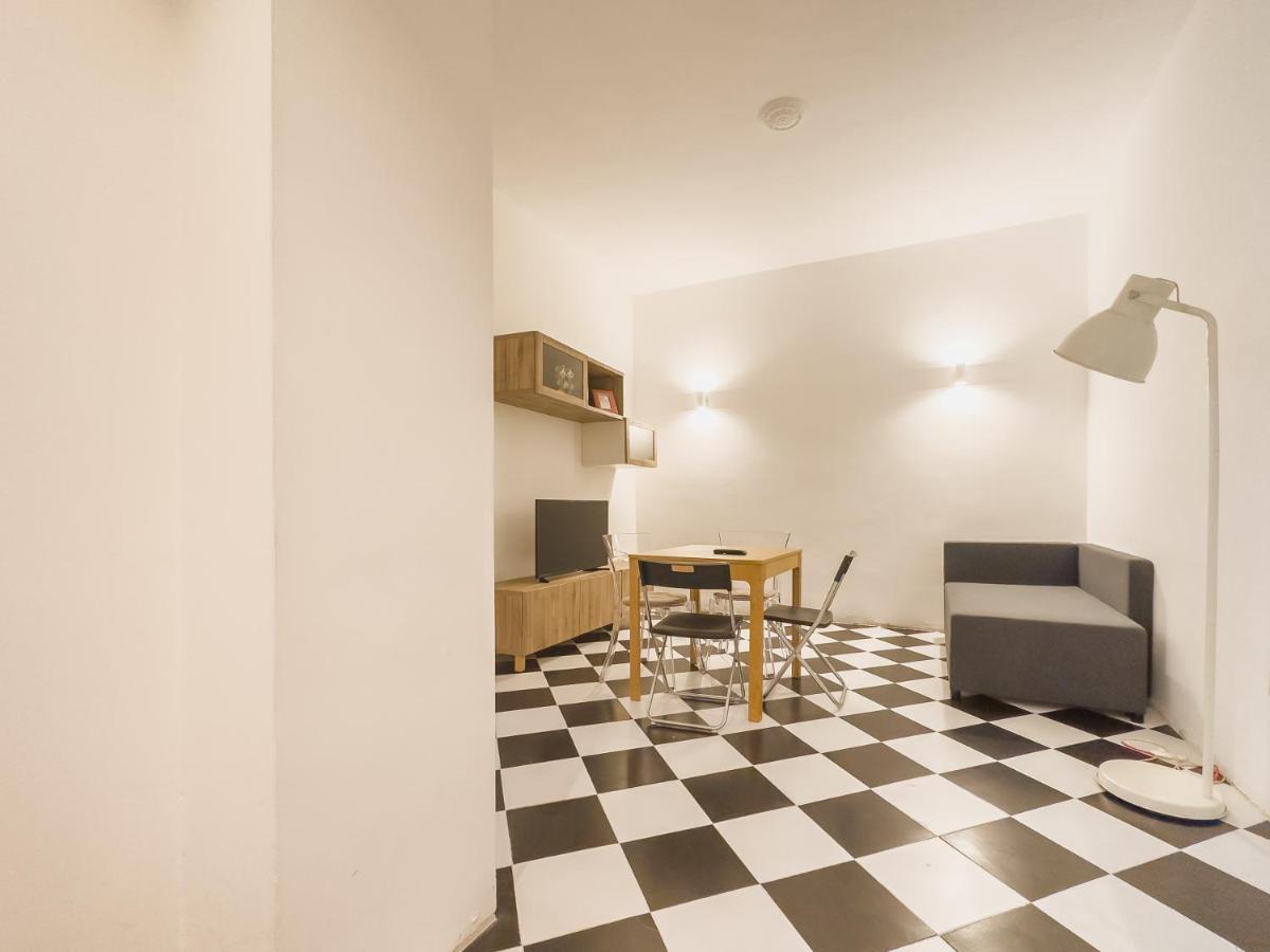 Domus Sant'Elena 2 Apartamento Roma Exterior foto